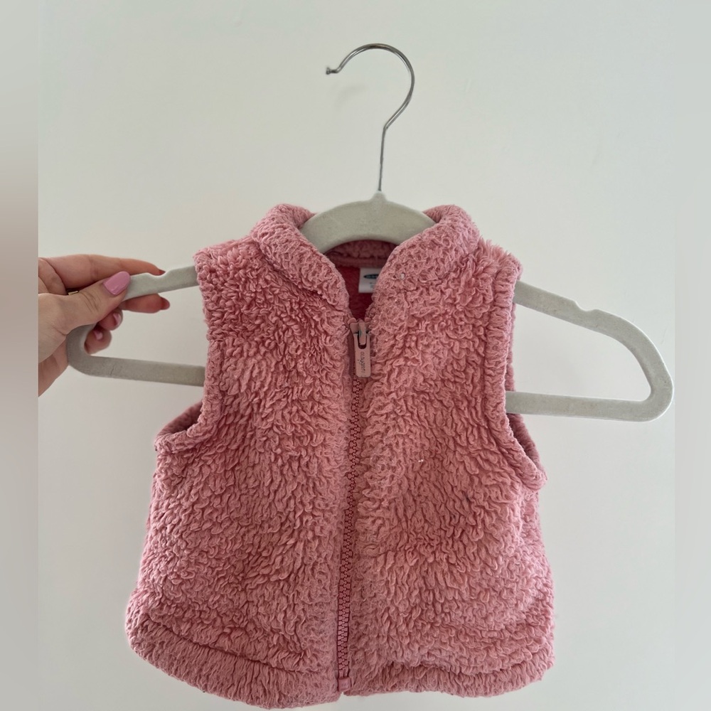 Old Navy Pink Sherpa Vest for Girl Baby - Pink Paradigm with Zip Up (0-3 M)